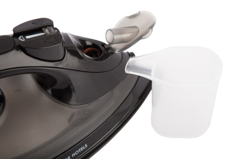 ŻELAZKO DO PRASOWANIA B001